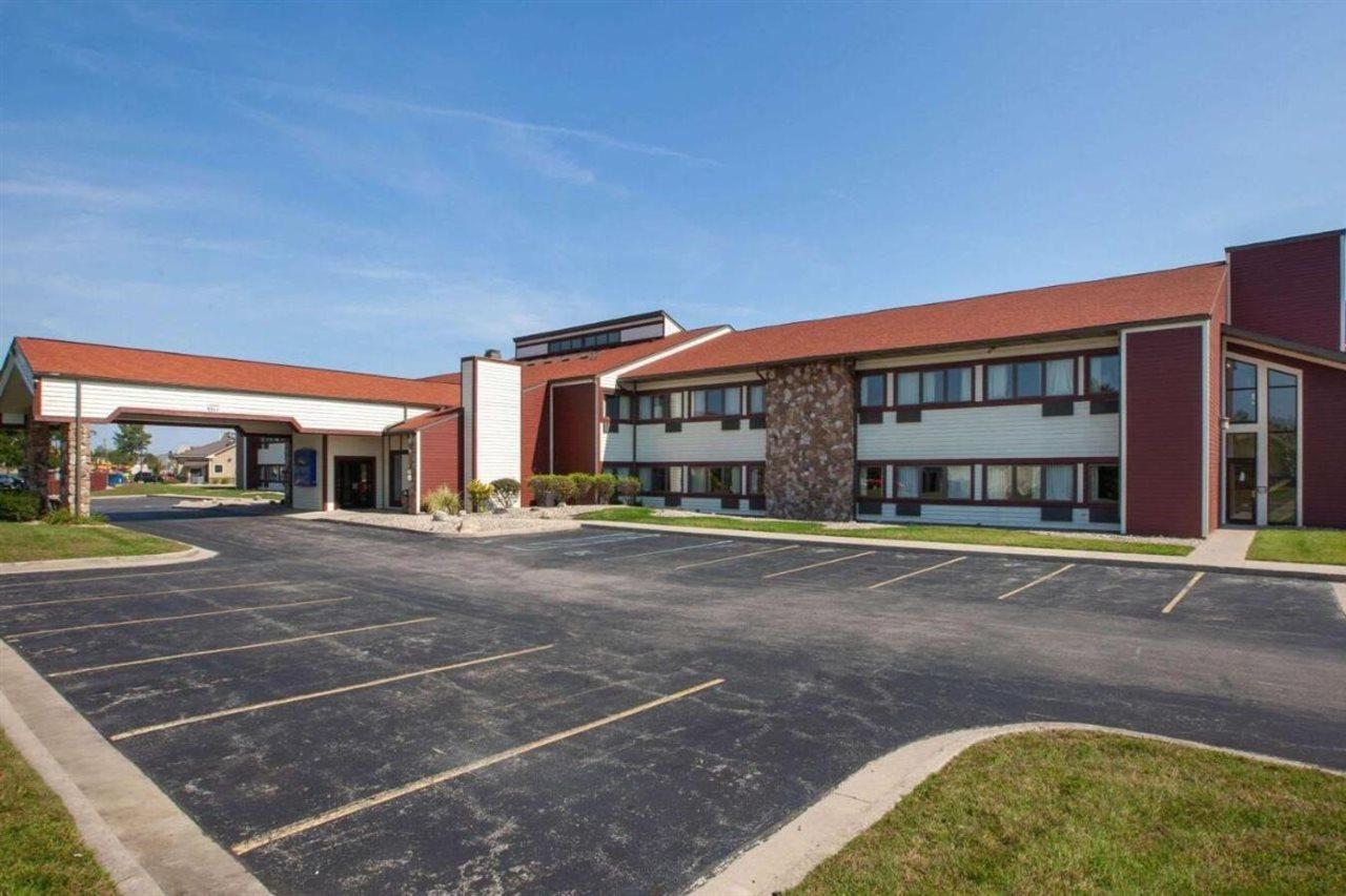 Baymont By Wyndham Hotel Franklin